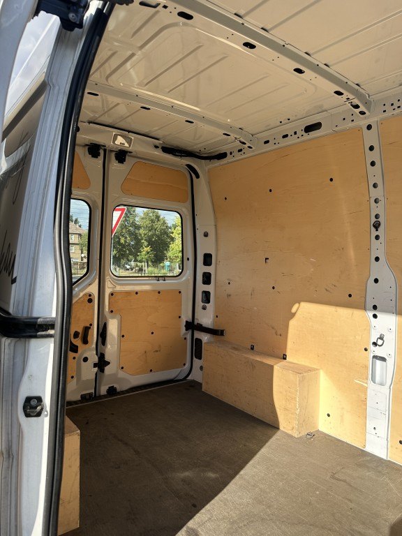 RENAULT Master dCi 135 L2H2 VA Basis AHK – Bild 5